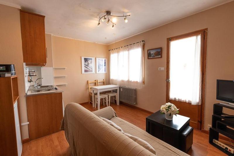 Apartamentos フォルミガル エクステリア 写真